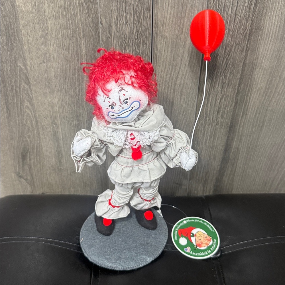New Annalee 10" Time To Float Limited Edition Pennywise Clown Posable Doll